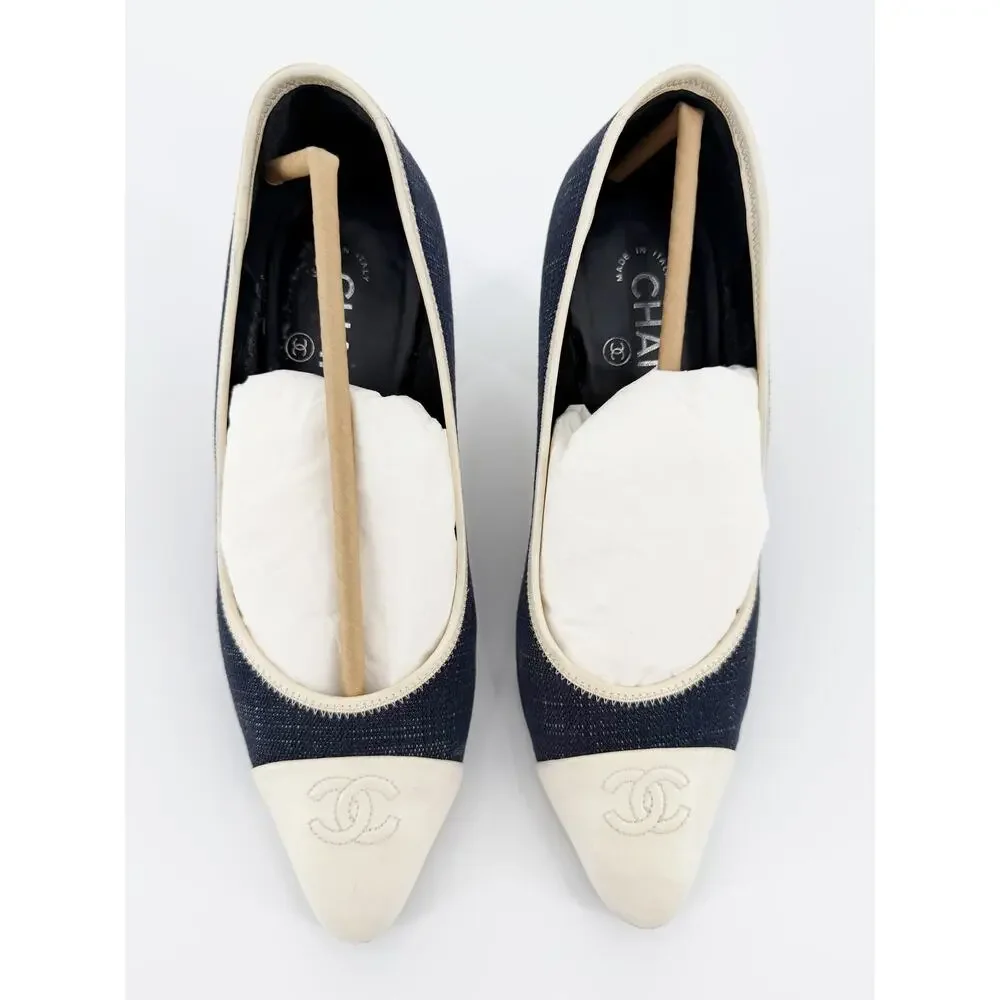 Chanel Chain Heel CC Denim Cap Toe Black Ivory Navy Pumps Block Heel 39 Box